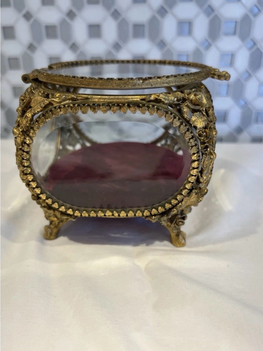 Vintage, Matson, Roses, Ormolu, Gilt, Beveled, , Jewelry Box, Red Velvet - Picture 5 of 10